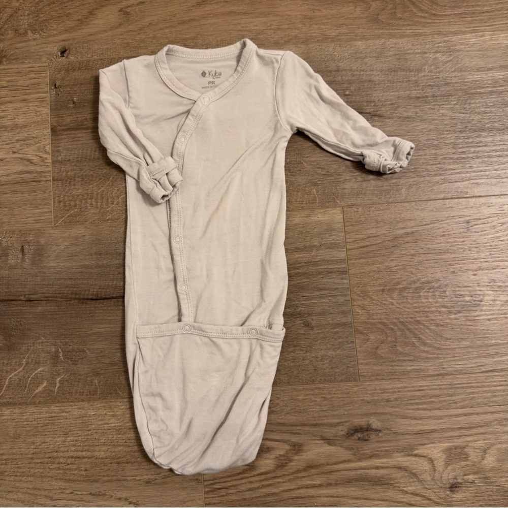 Kyte BABY Light Beige One-Piece Gown